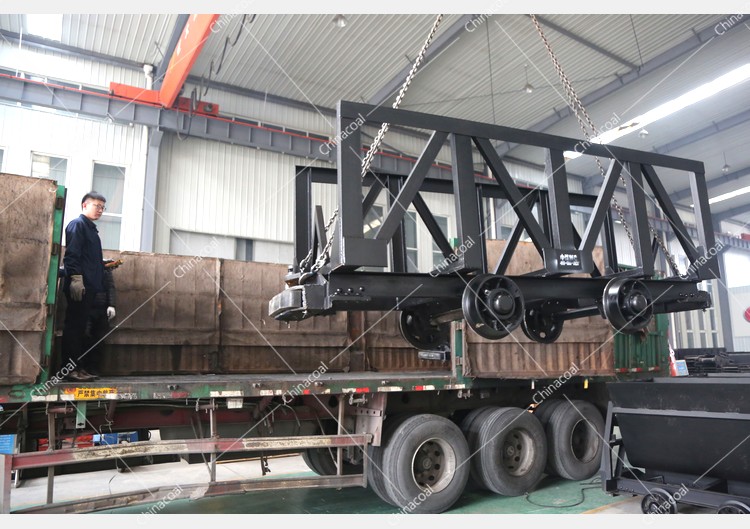 China Coal Group envió un lote de carros de mina de material y carros de minería con balde a Changzhi, Shanxi