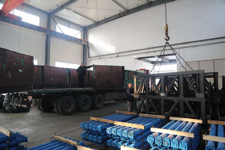 CHINA COAL GROUP sent a lot of Mining material vehicles to Shenyang